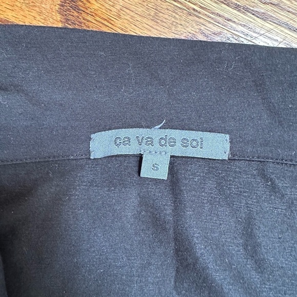 Ca Va De Soi Black Top size Small - Picture 3 of 4